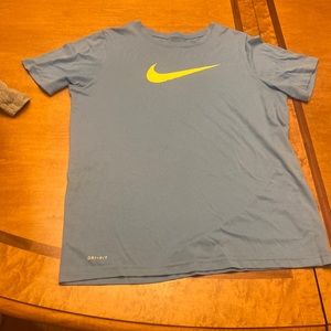 Nike boys tshirt blue